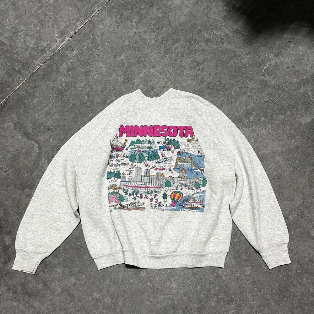 Vintage 1989 Minnesota Barb McClain Cartoon Cityscape Crewneck Sweatshirt Gray